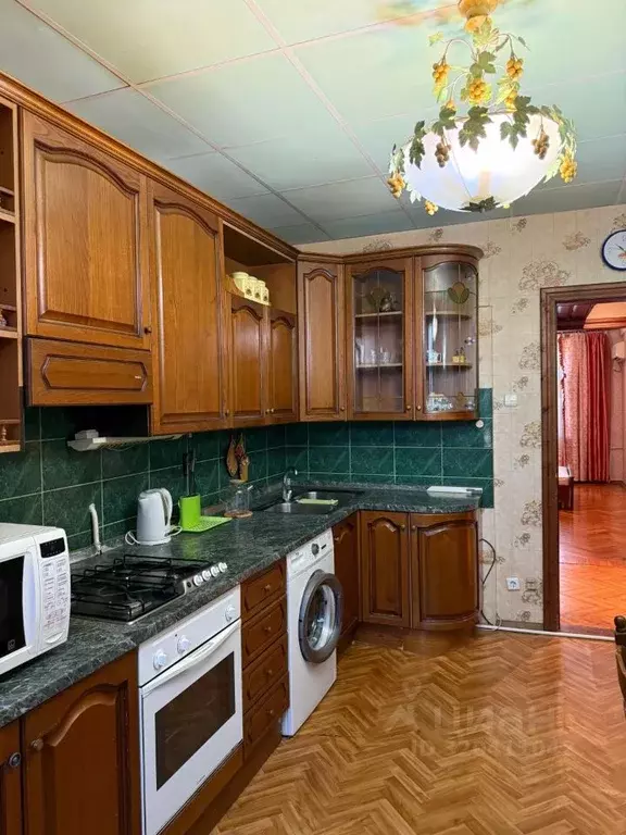 3-к кв. Астраханская область, Астрахань ул. Михаила Аладьина, 8 (92.4 ... - Фото 2