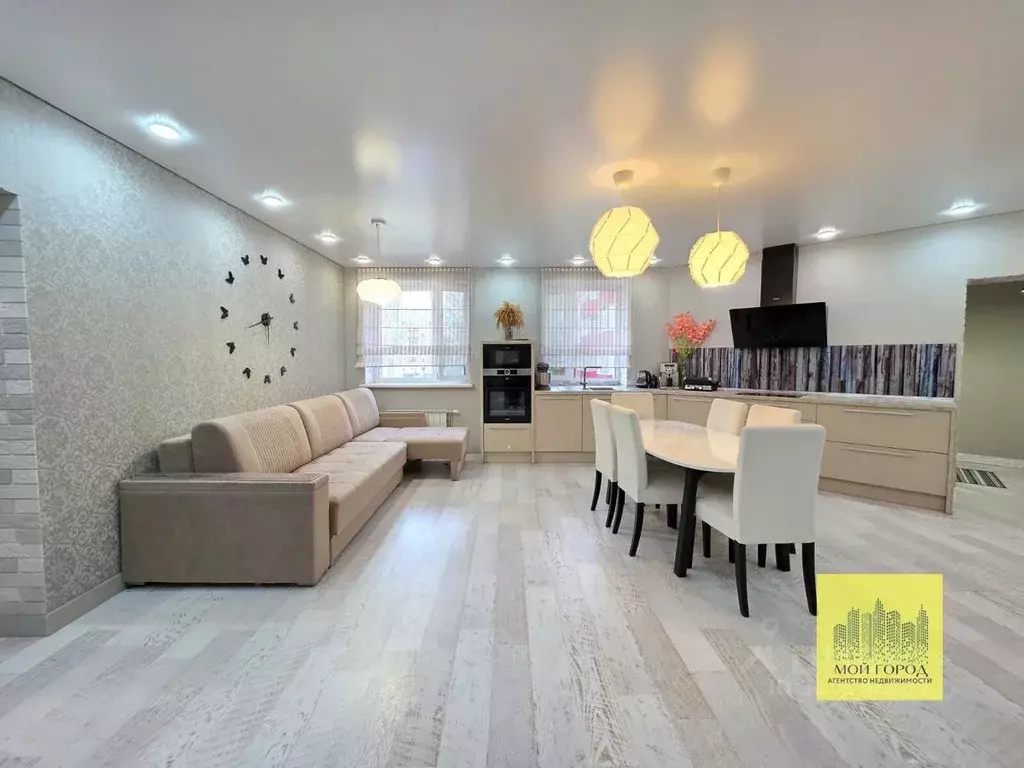 3-к кв. Ханты-Мансийский АО, Пыть-Ях 5-й Солнечный мкр,  (126.8 м) - Фото 1