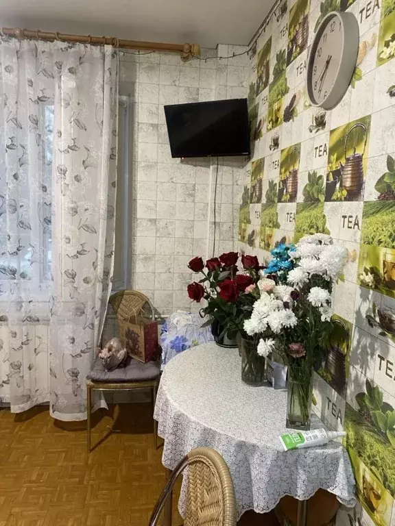2-к кв. Омская область, Омск ул. Арнольда Нейбута, 11 (50.0 м) - Фото 2