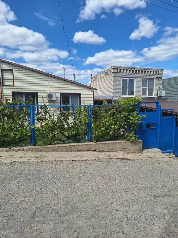 Дом в Волгоградская область, Городище рп Фабричная ул., 19 (75 м) - Фото 1