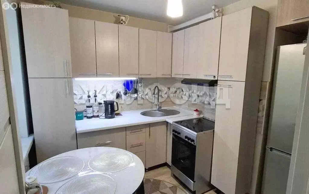 2-комнатная квартира: Новосибирск, Владимировская улица, 1 (42 м) - Фото 0