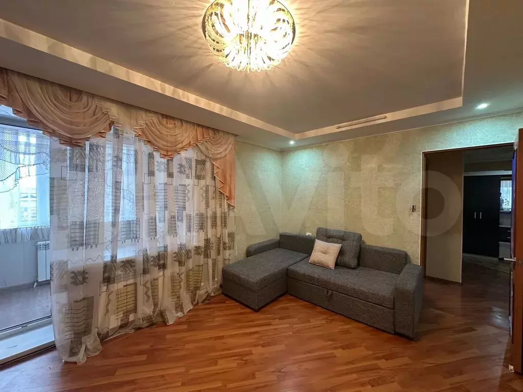 2-к. квартира, 60 м, 3/3 эт. - Фото 0
