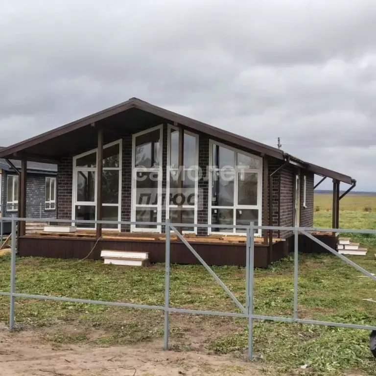 Дом в Марий Эл, Медведевский район, Пекшиксолинское с/пос, д. Большой ... - Фото 2