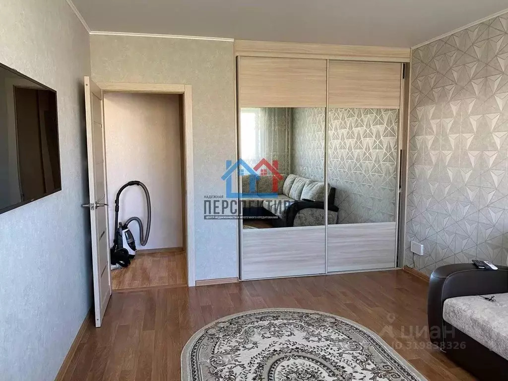1-к кв. Тюменская область, Тобольск 7А мкр, 22Б (34.6 м) - Фото 0