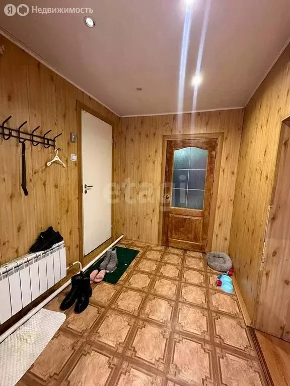 Дом в посёлок Орджоникидзе, улица Строителей (191.2 м) - Фото 0