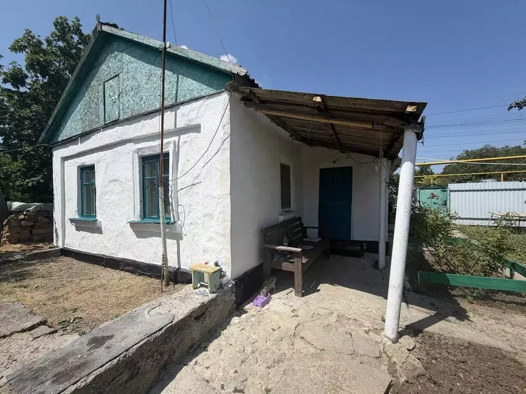 Дом в Крым, Кировский район, Старый Крым городское поселение ул. Розы ... - Фото 1
