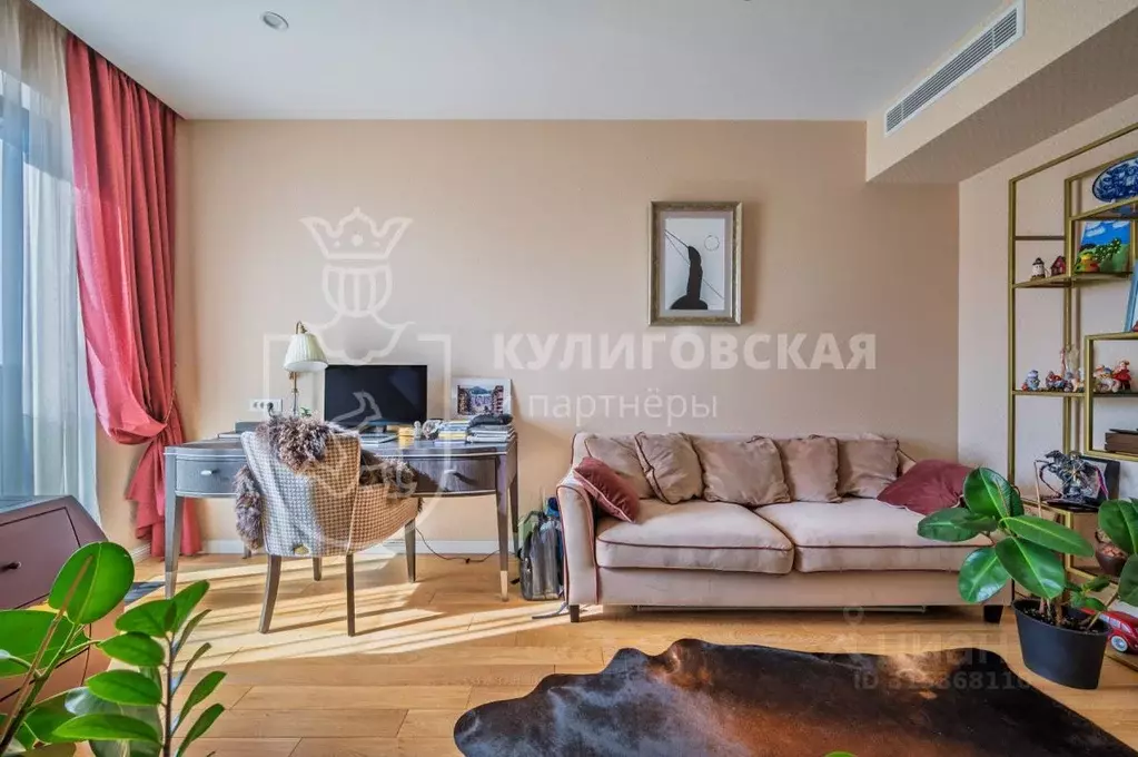 3-к кв. Свердловская область, Екатеринбург ул. Гоголя, 18 (94.1 м) - Фото 1