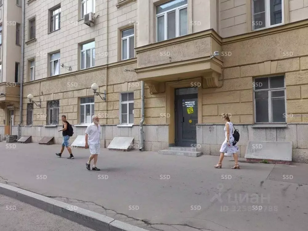 Помещение свободного назначения в Москва Мытная ул., 54 (300 м) - Фото 1