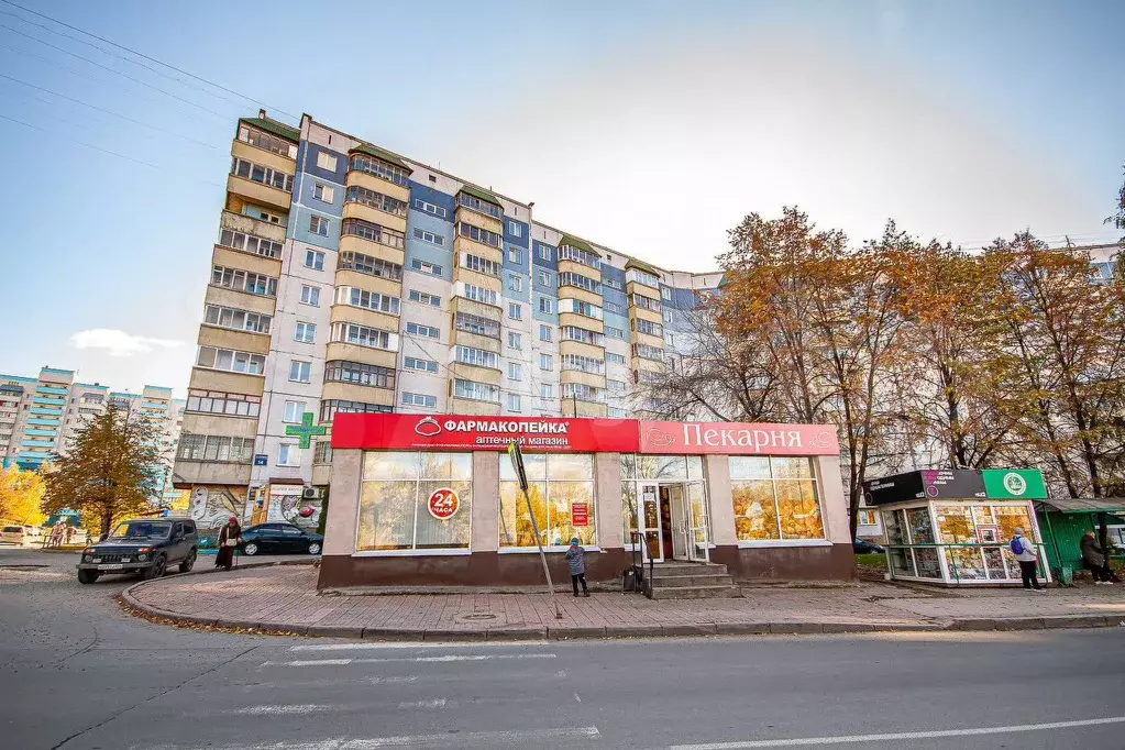 Продам торговое помещение, 84 м - Фото 1