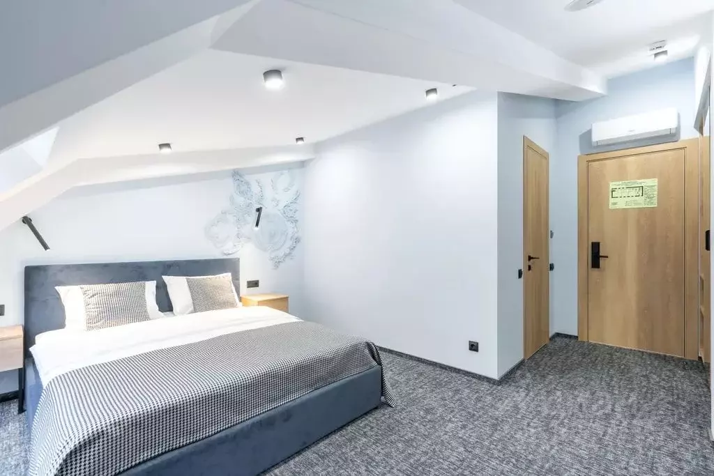 Комната Санкт-Петербург ул. Некрасова, 25Б - Фото 1