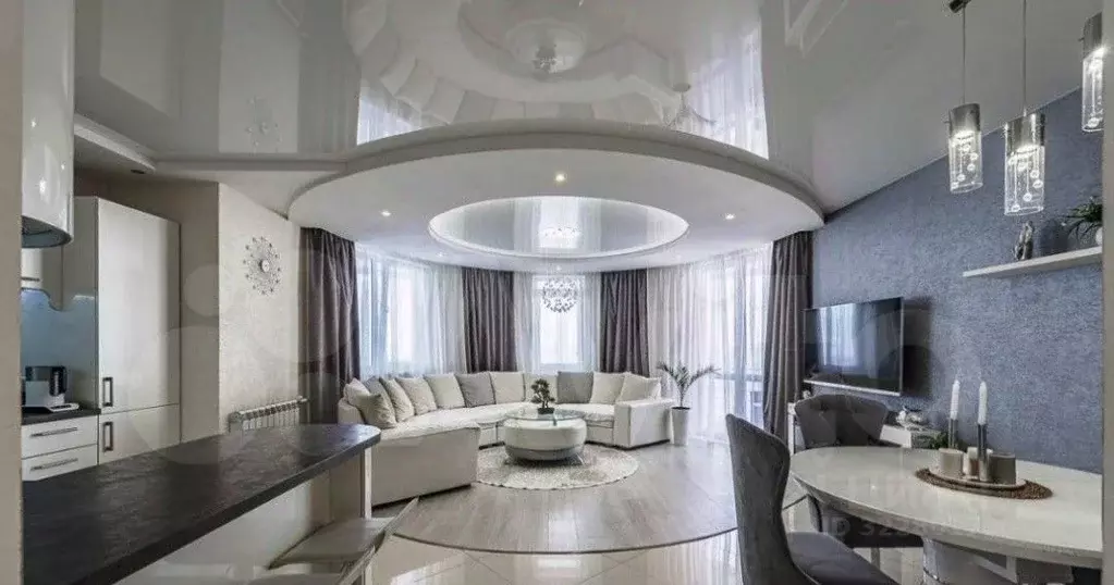 3-к кв. Свердловская область, Екатеринбург ул. Чкалова, 239 (91.0 м) - Фото 1