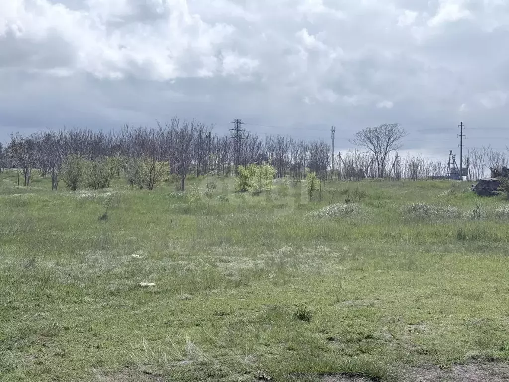 Участок в Крым, Симферопольский район, с. Мирное  (6.0 сот.) - Фото 1