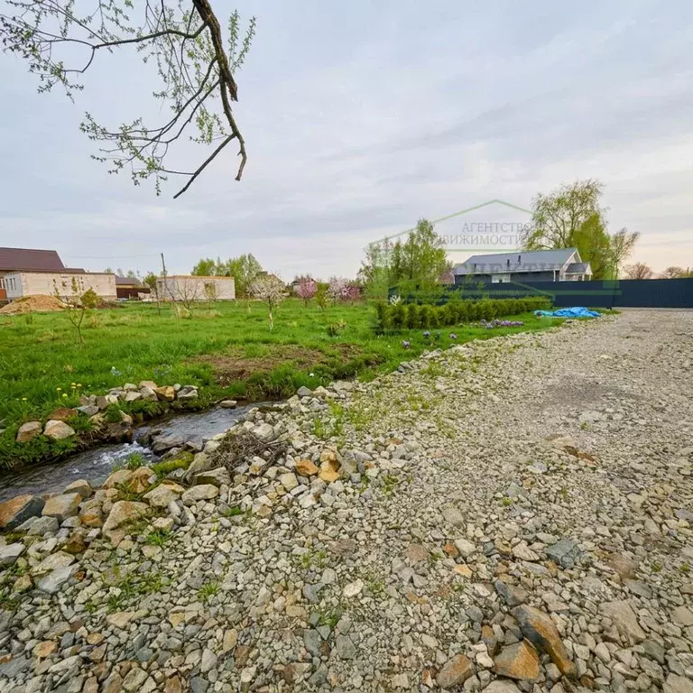 Участок в Приморский край, Артемовский городской округ, с. Кневичи ул. ... - Фото 2