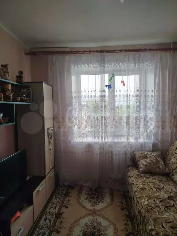 Комната 12 м в 3-к., 4/9 эт. - Фото 0