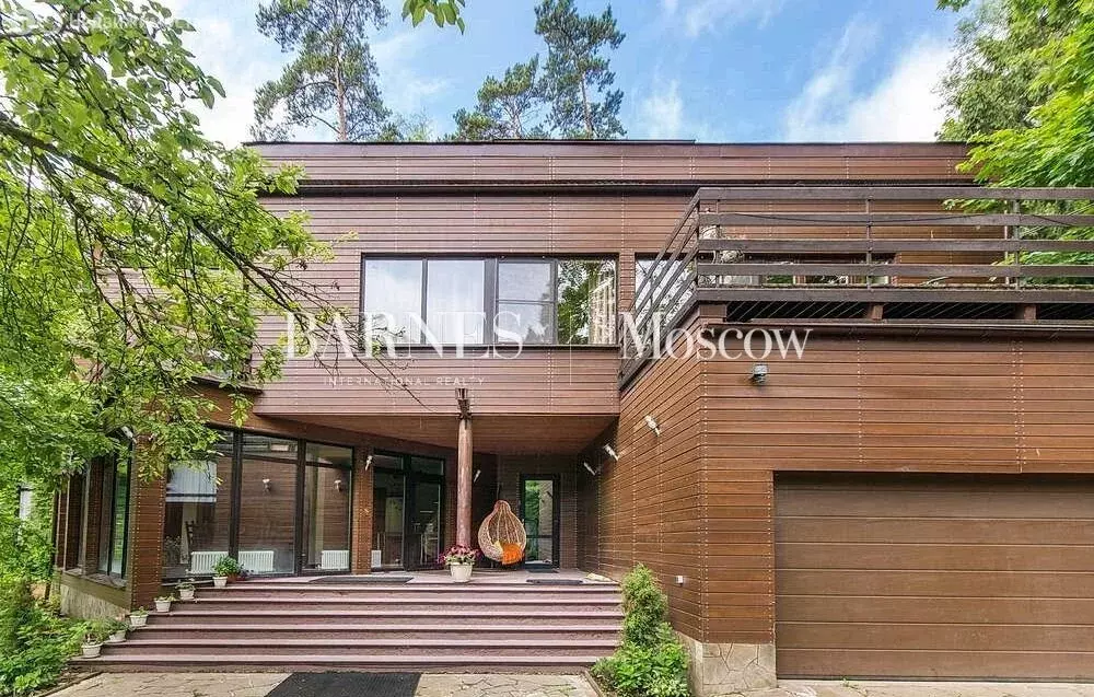 Дом в Одинцовский городской округ, посёлок Заречье (480 м) - Фото 1