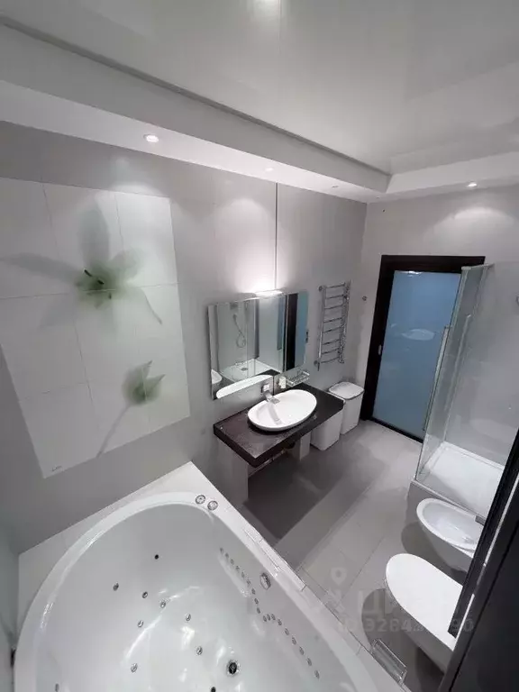 Квартира, 3 комнаты, 104 м - Фото 1