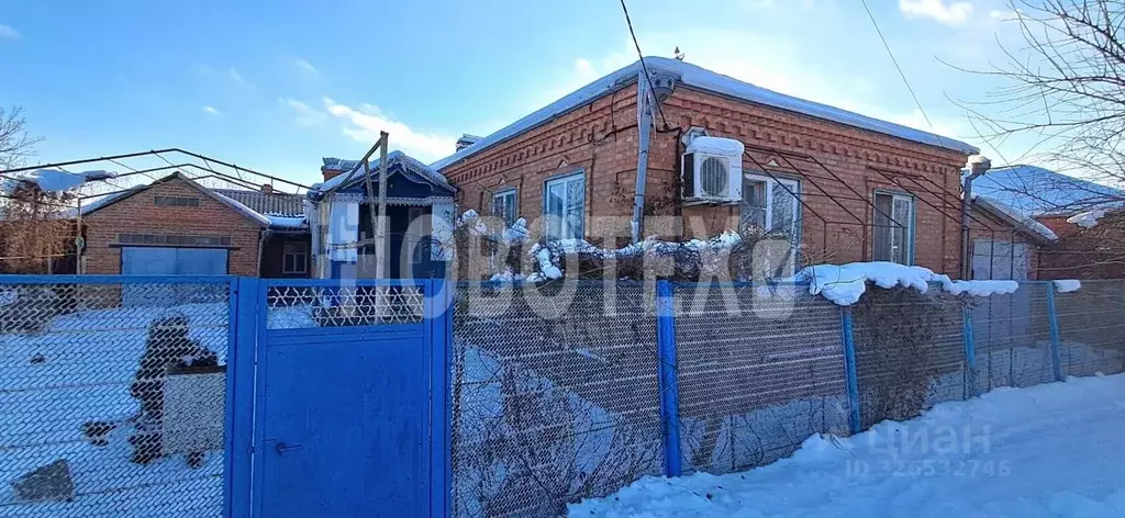 Дом в Краснодарский край, Каневская ст-ца ул. Привокзальная, 3/4 (79 ... - Фото 1