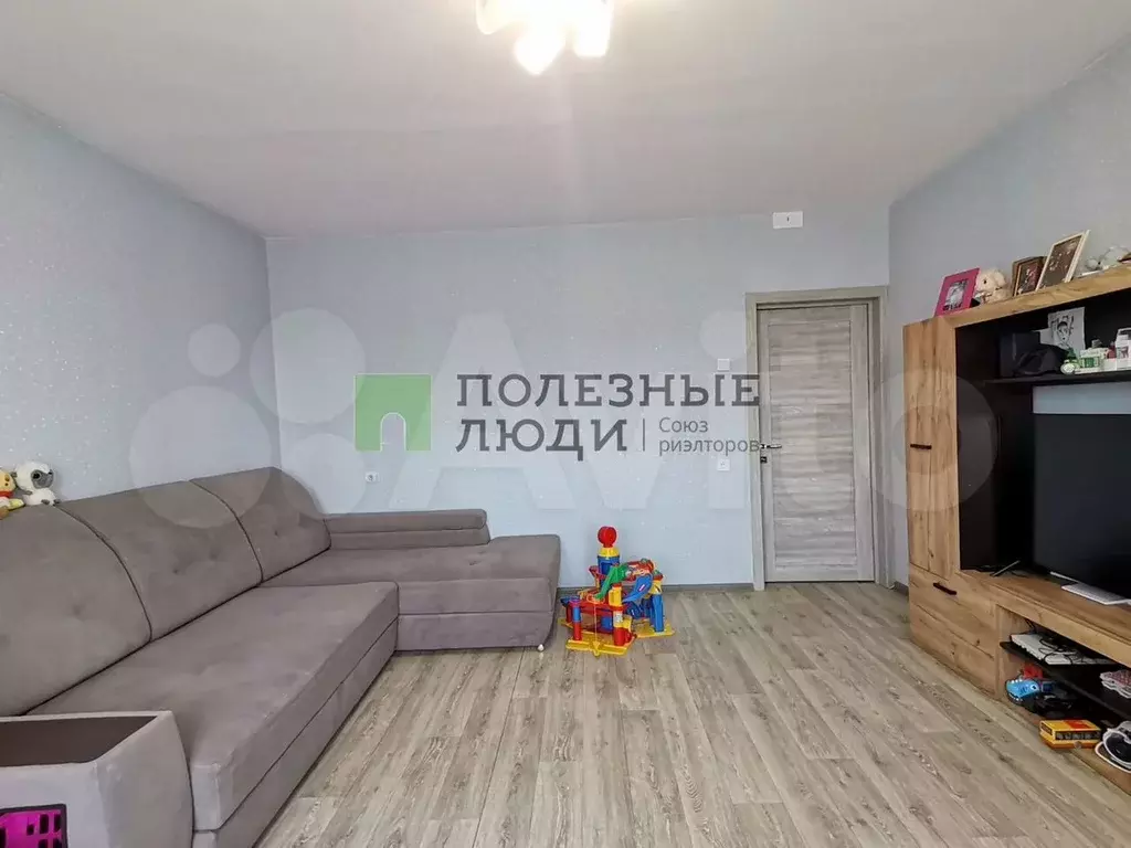 1-к. квартира, 46 м, 9/17 эт. - Фото 1