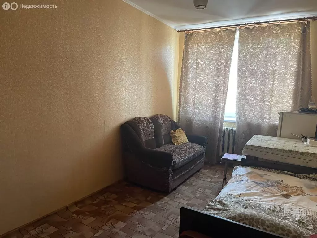 1к в 3-комнатной квартире (15 м) - Фото 1