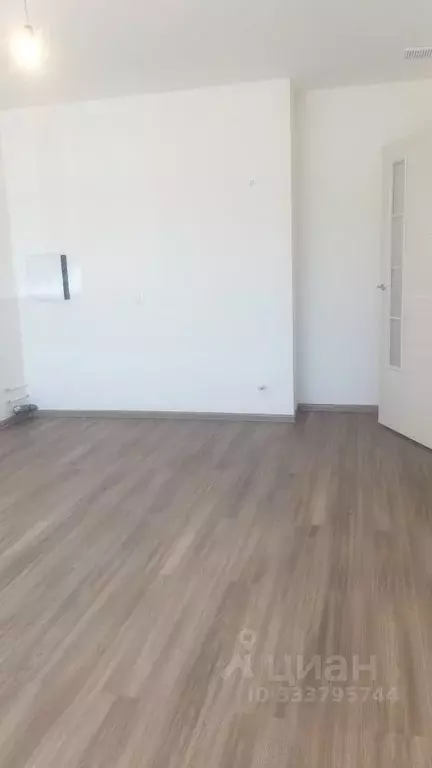 3-к кв. Санкт-Петербург ул. Среднерогатская, 11к2 (79.0 м) - Фото 1