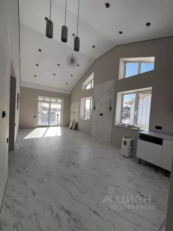 Дом в Ленинградская область, Волосовский район, Клопицкое с/пос, д. ... - Фото 1