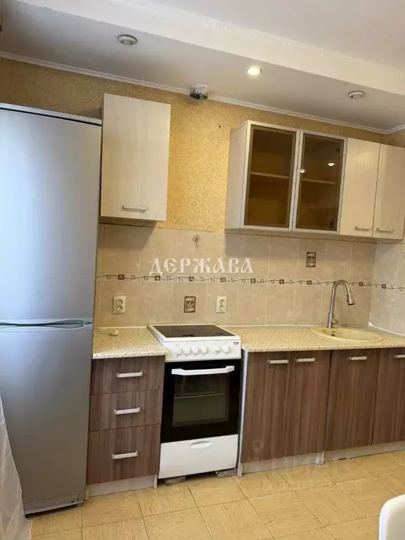 3-к кв. Белгородская область, Старый Оскол Жукова мкр, 27 (63.0 м) - Фото 1