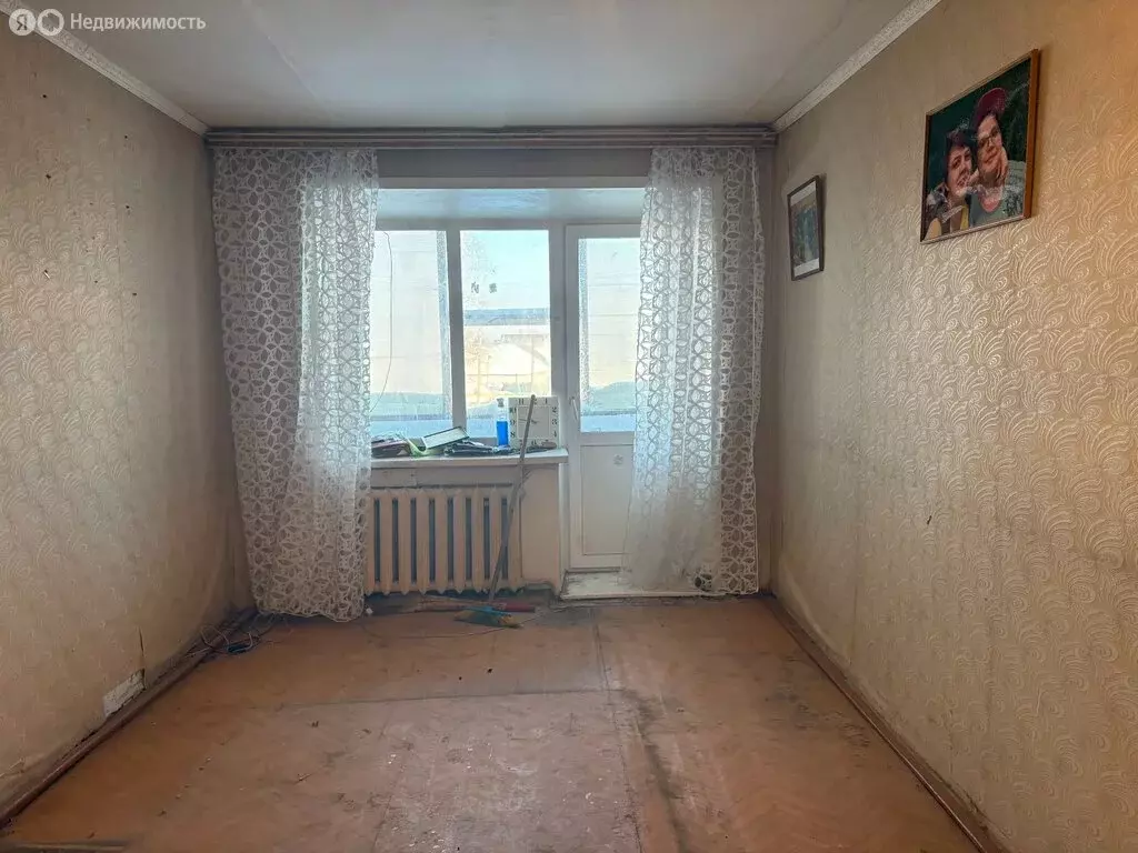 3-комнатная квартира: Болотное, улица 50 лет Октября, 8 (63.8 м) - Фото 2