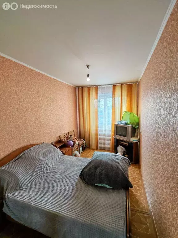 3-комнатная квартира: Бийск, улица Разина, 72 (55.4 м) - Фото 1