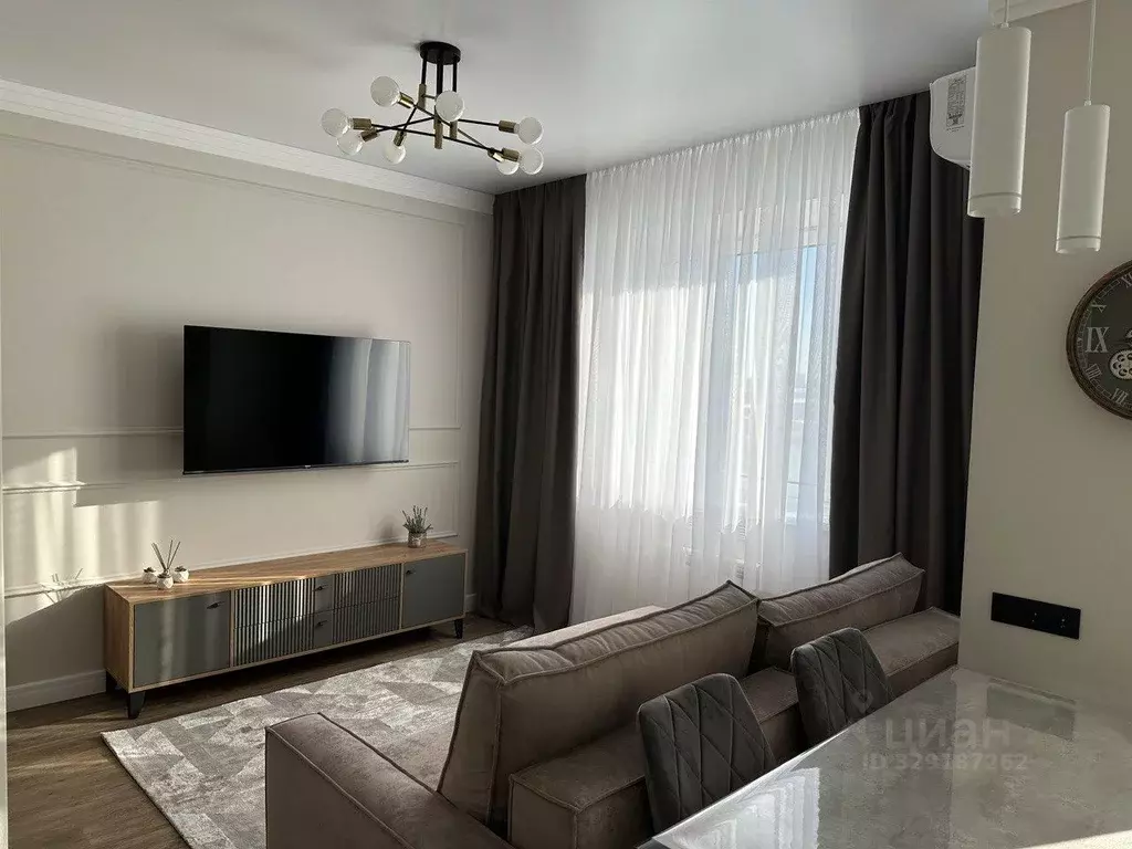 Студия Омская область, Омск ул. Красный Путь, 101к2 (40.0 м) - Фото 1