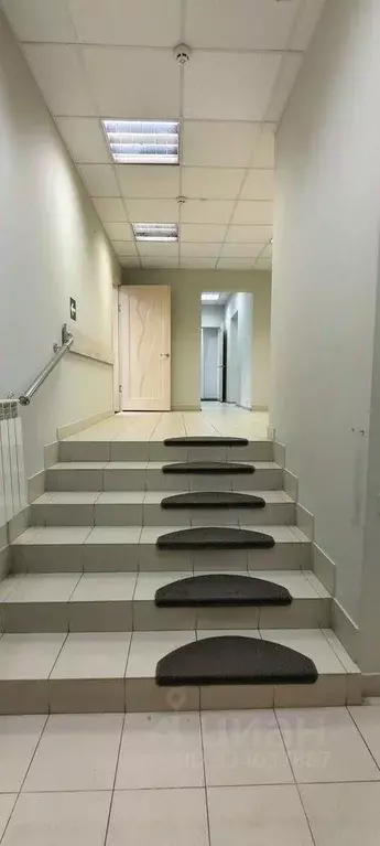Помещение свободного назначения в Москва ул. Маршала Савицкого, 4к1 ... - Фото 2