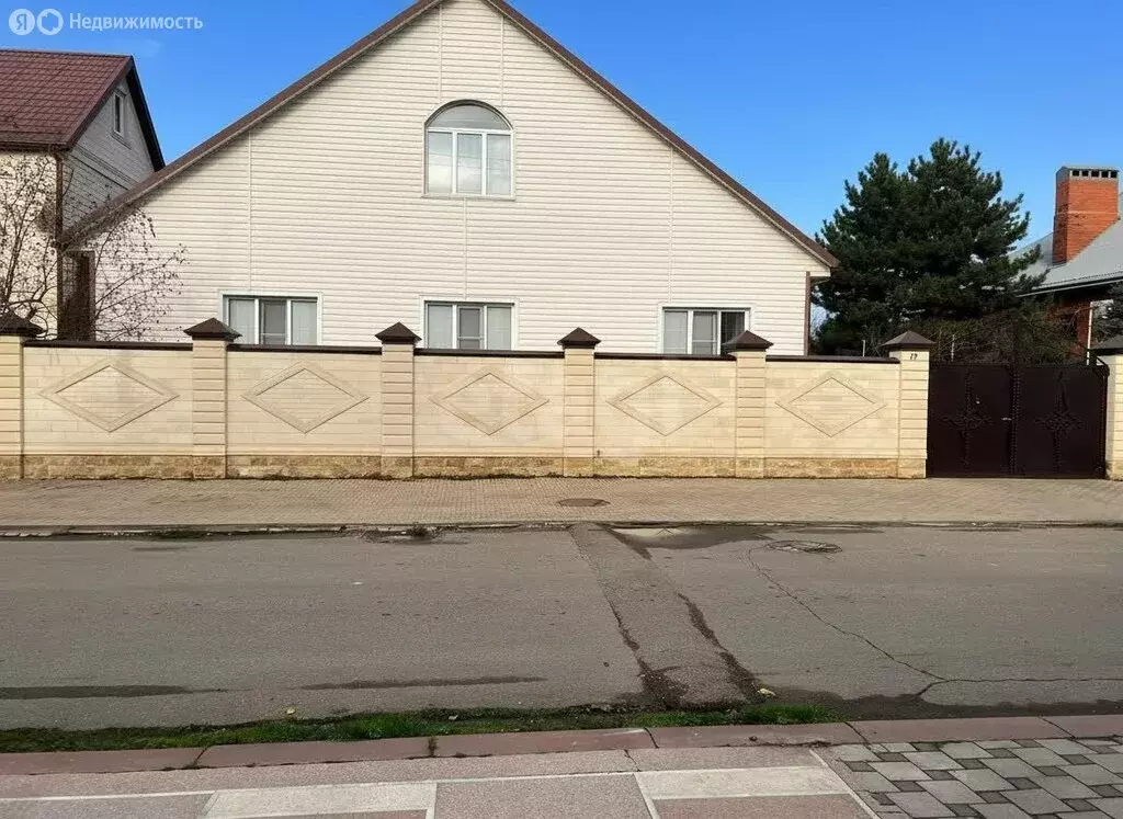 Дом в Краснодар, улица им. Грабина В.Г., 23 (227 м) - Фото 2