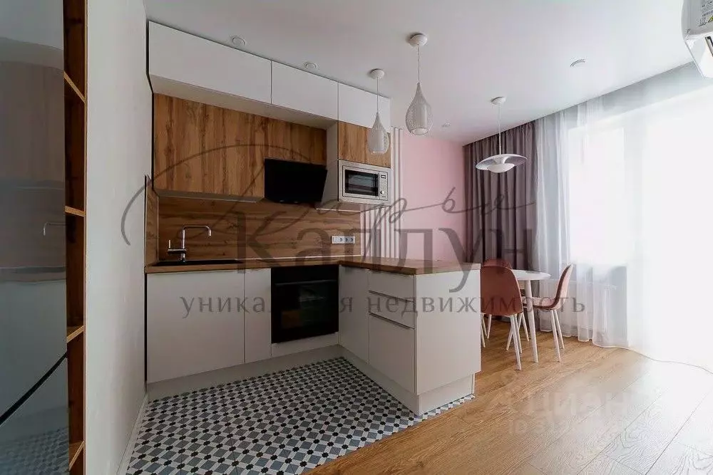 3-к кв. Нижегородская область, Нижний Новгород пл. Свободы, 7 (85.0 м) - Фото 1