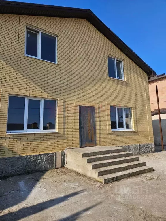 Дом в Ростовская область, Новочеркасск Азовская ул., 17 (227 м) - Фото 1