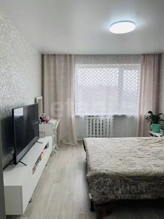 3-к кв. Крым, Евпатория городской округ, Мирный пгт ул. Сырникова, 8 ... - Фото 1