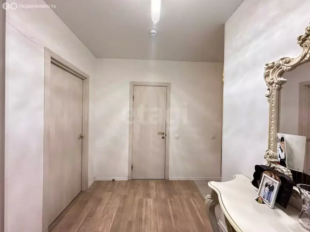 3-комнатная квартира: Боброво, Крымская улица, 17 (88.1 м) - Фото 1