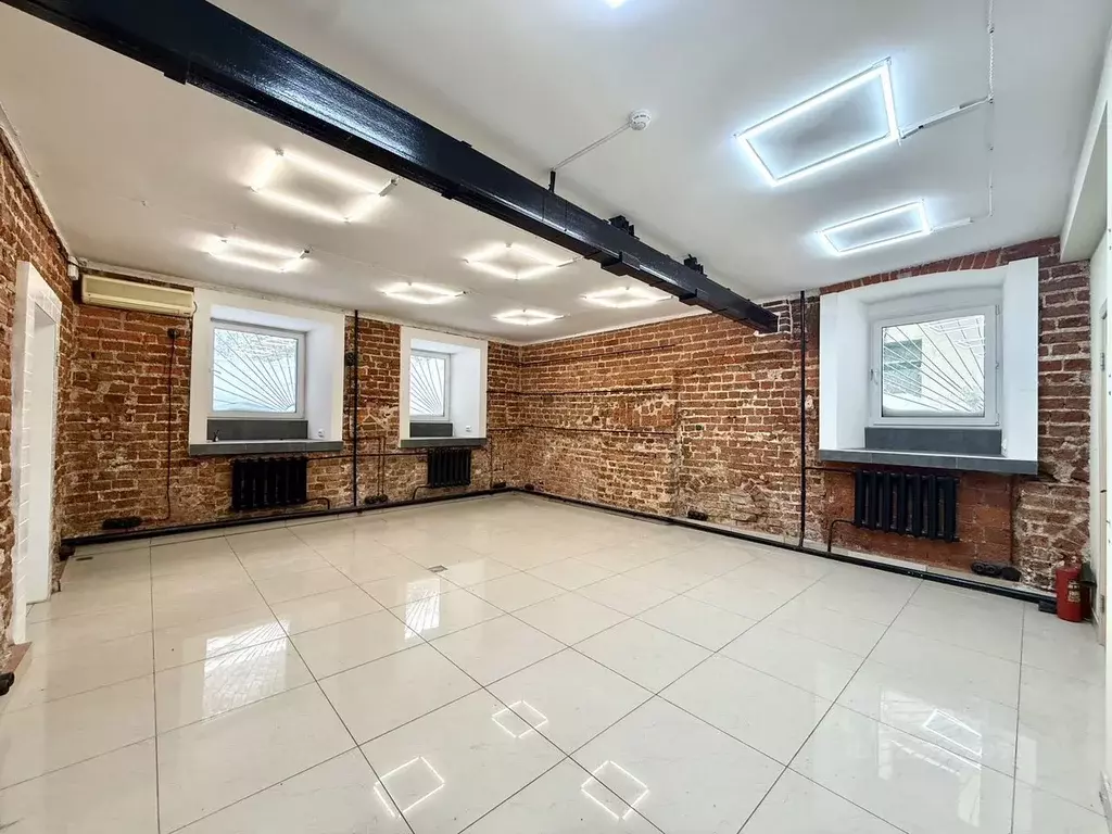 Помещение свободного назначения в Москва пер. Лучников, 4С2 (62 м) - Фото 1