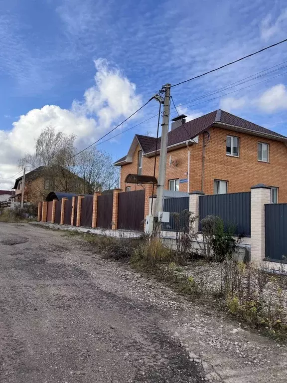 Коттедж в Смоленская область, Смоленск Досуговское ш. (242 м) - Фото 1