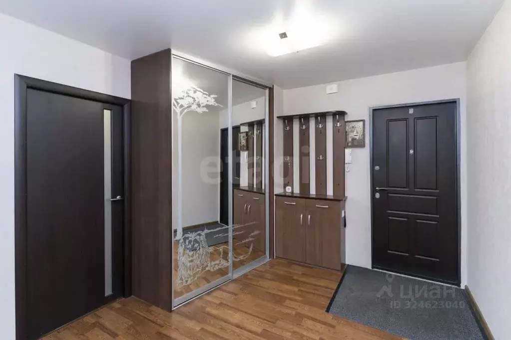 3-к кв. Тюменская область, Тюмень Широтная ул., 100 (95.0 м) - Фото 1