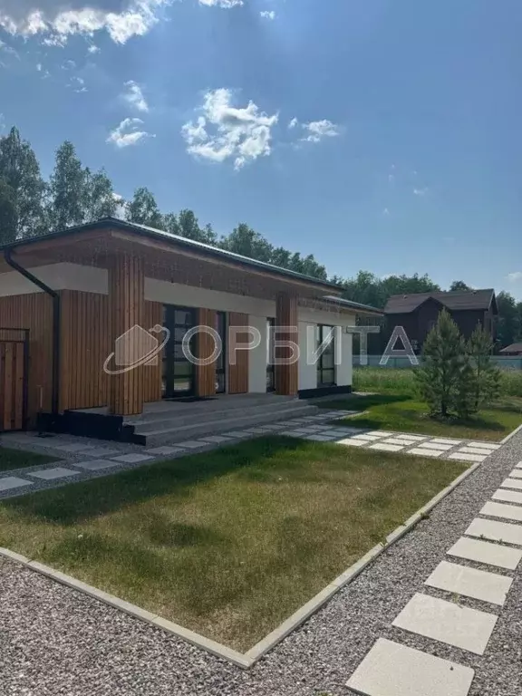 Дом в Тюменская область, Тюменский район, д. Зубарева Центральная ул. ... - Фото 1