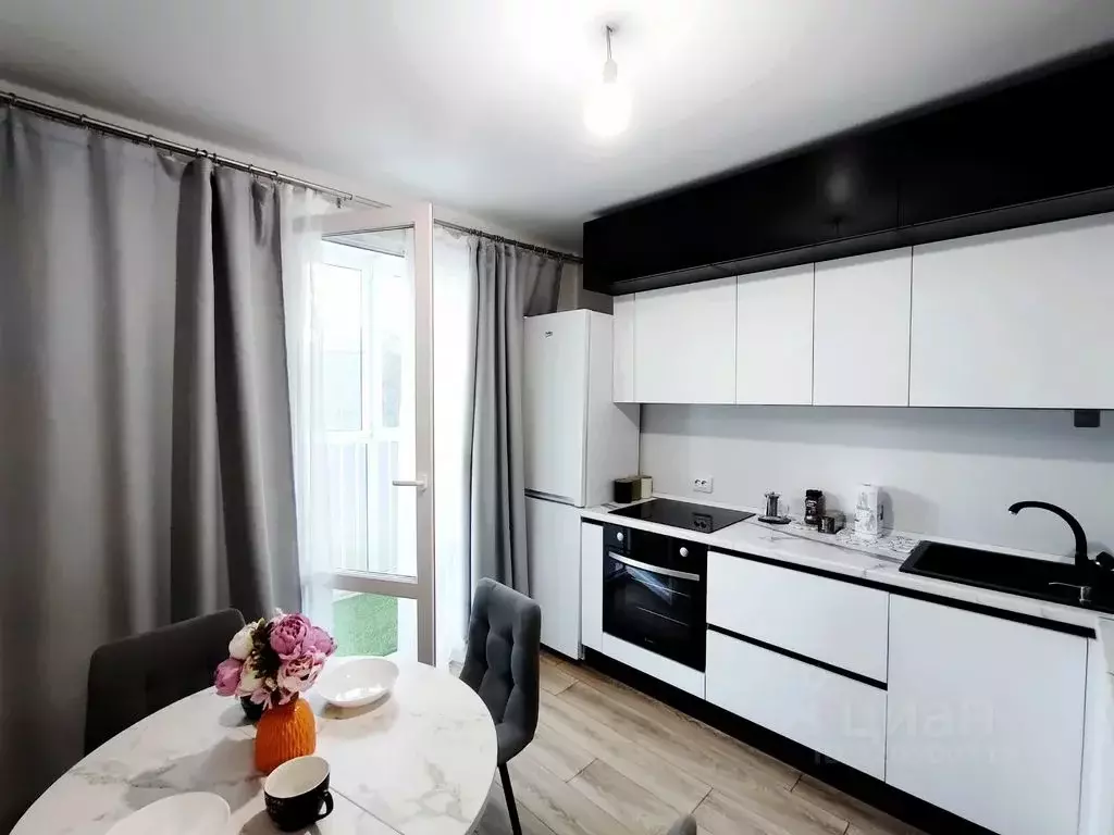 1-к кв. Воронежская область, Воронеж проезд Пограничный, 5 (40.0 м) - Фото 1