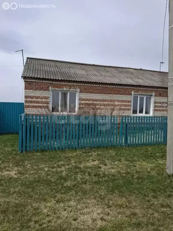 2-комнатная квартира: село Озёрное, Заречная улица, 52 (58.1 м) - Фото 1