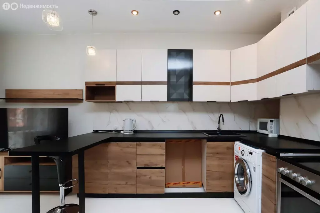 2-комнатная квартира: Иркутск, Красноказачья улица, 76/1 (67.2 м) - Фото 1