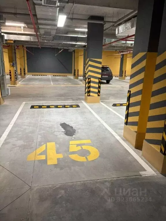 Гараж в Воронежская область, Воронеж ул. Революции 1905 года, 34 (13 ... - Фото 1