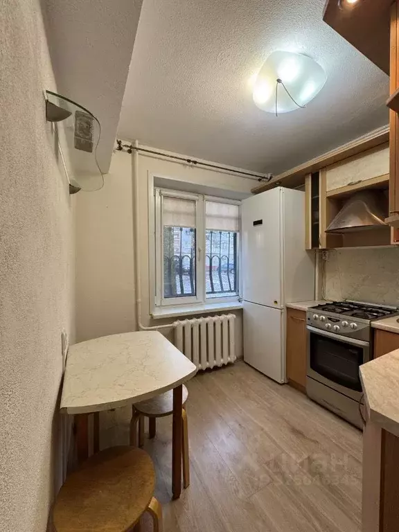 2-к кв. Брянская область, Брянск ул. Горбатова, 11 (46.0 м) - Фото 2