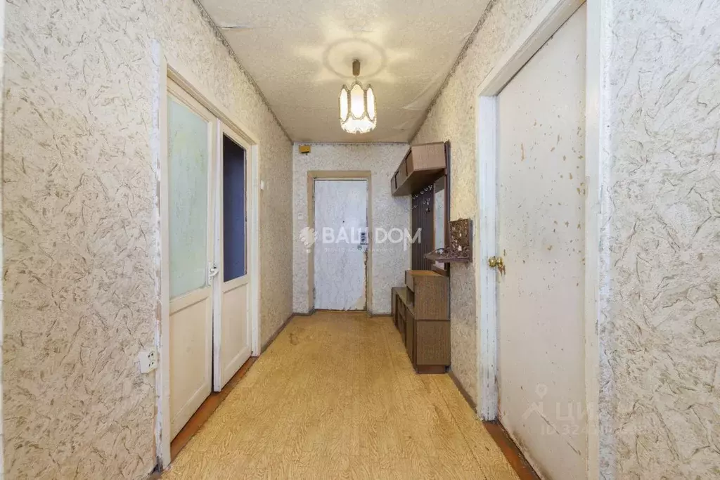 3-к кв. Брянская область, Брянск ул. Димитрова, 33 (63.0 м) - Фото 2