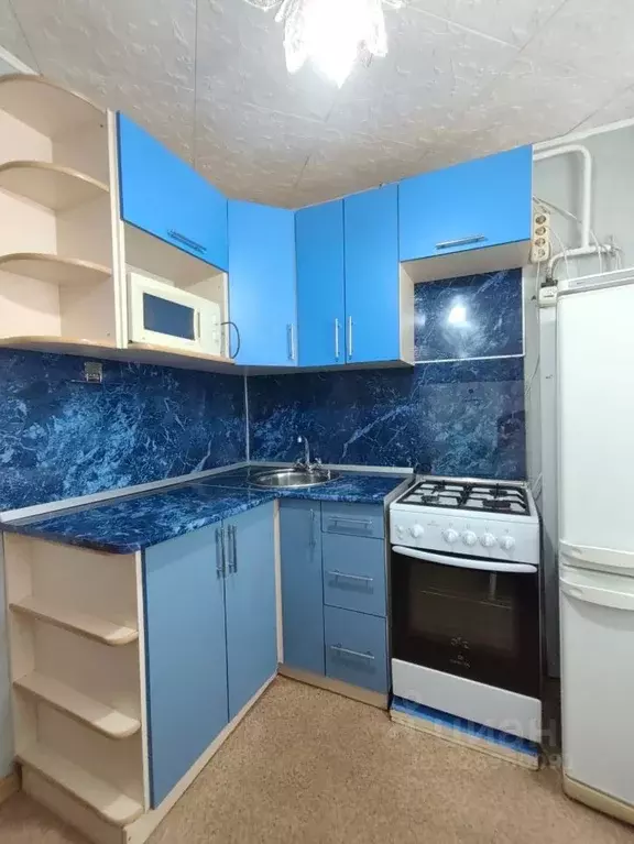 2-к кв. Башкортостан, Салават ул. Островского, 52 (45.0 м) - Фото 1