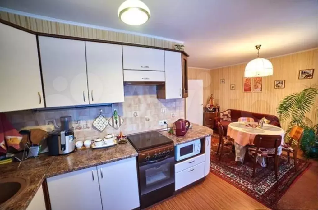 2-к. квартира, 70 м, 2/6 эт. - Фото 1