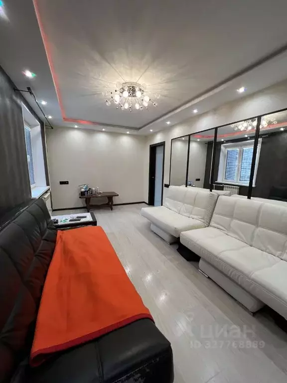 2-к кв. Башкортостан, Уфа Заводская ул., 8 (49.8 м) - Фото 1