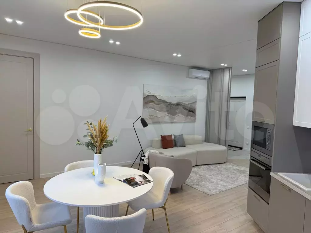 3-к. квартира, 100 м, 9/15 эт. - Фото 1