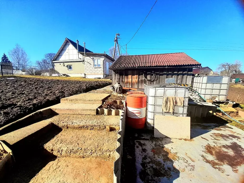 Дом в Новгородская область, Новгородский район, Трубичинское с/пос, д. ... - Фото 1
